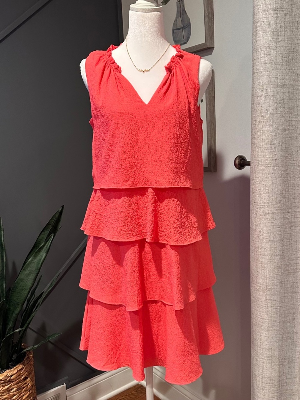 Robbie Bee Orangy Tierred Dress Size 4